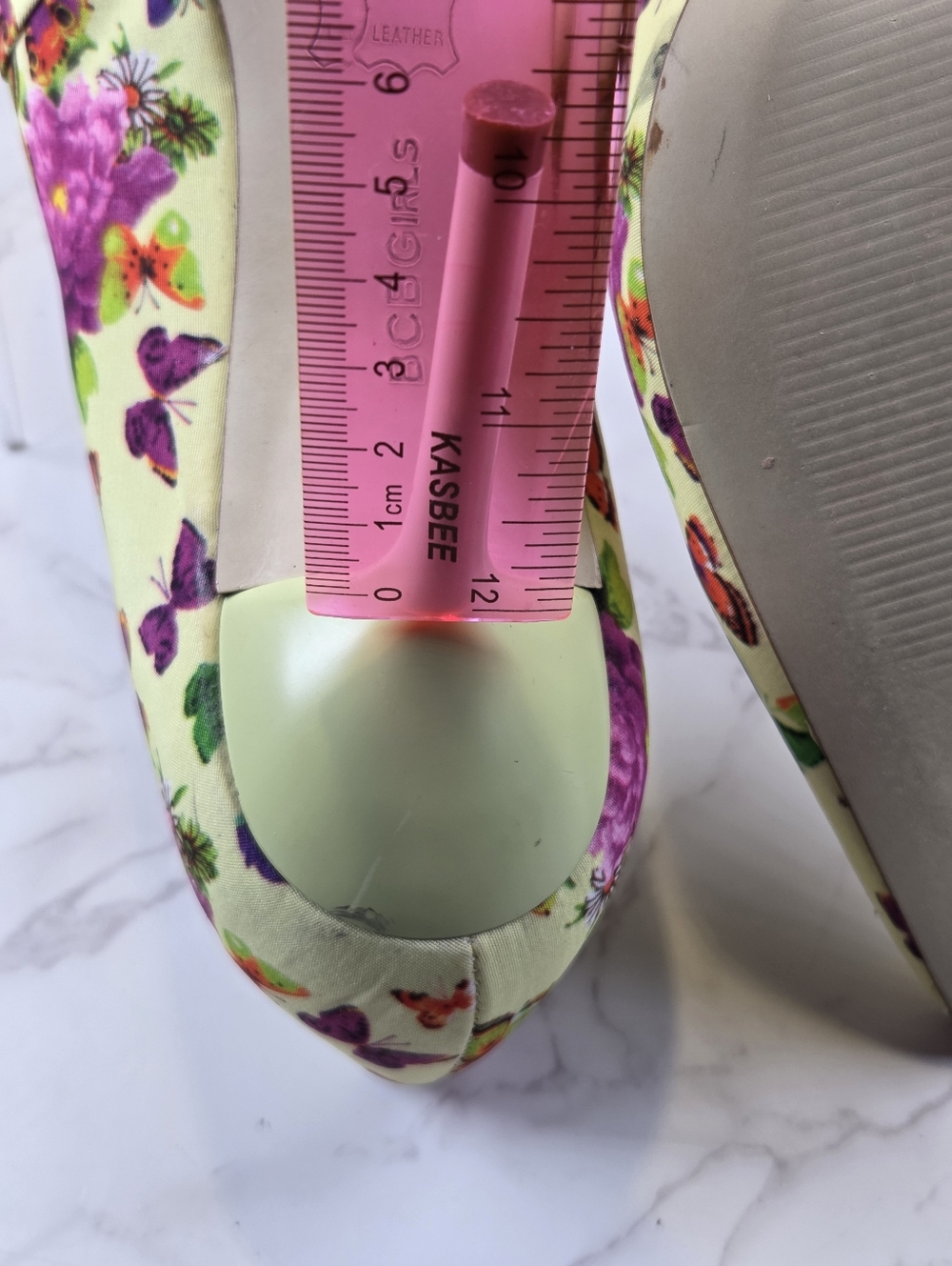 BCBGeneration Yellow Floral Butterfly Pointed-Toe Stiletto Heels(B6) - Picture 5 of 7